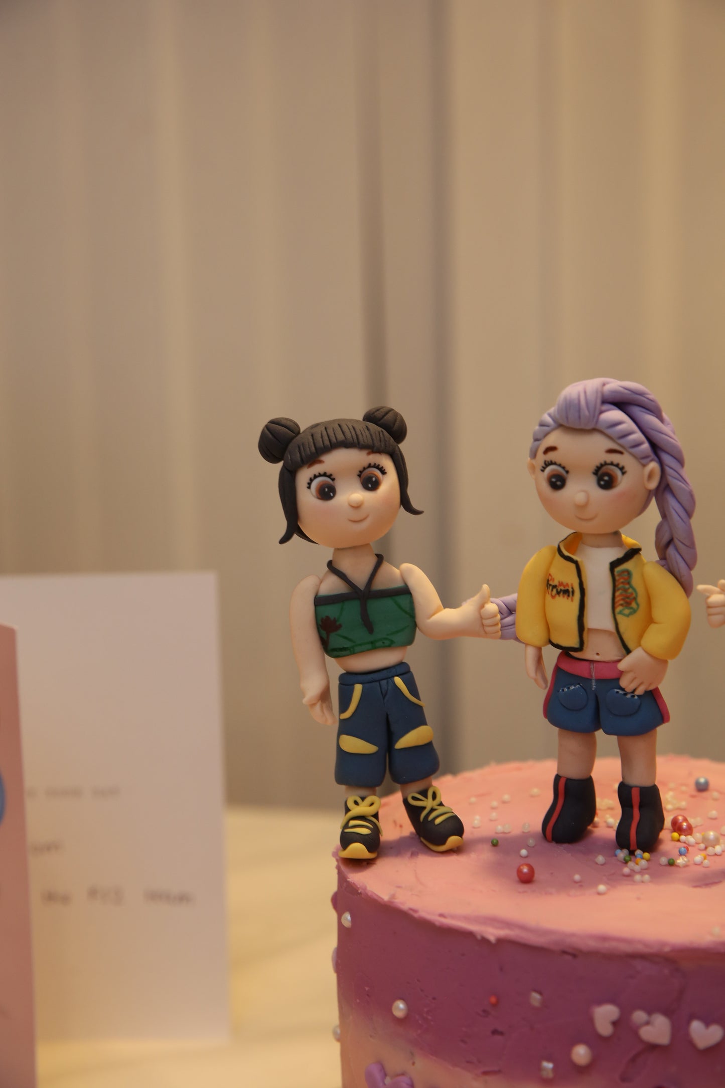 Kpop inspired fondant cake toppers