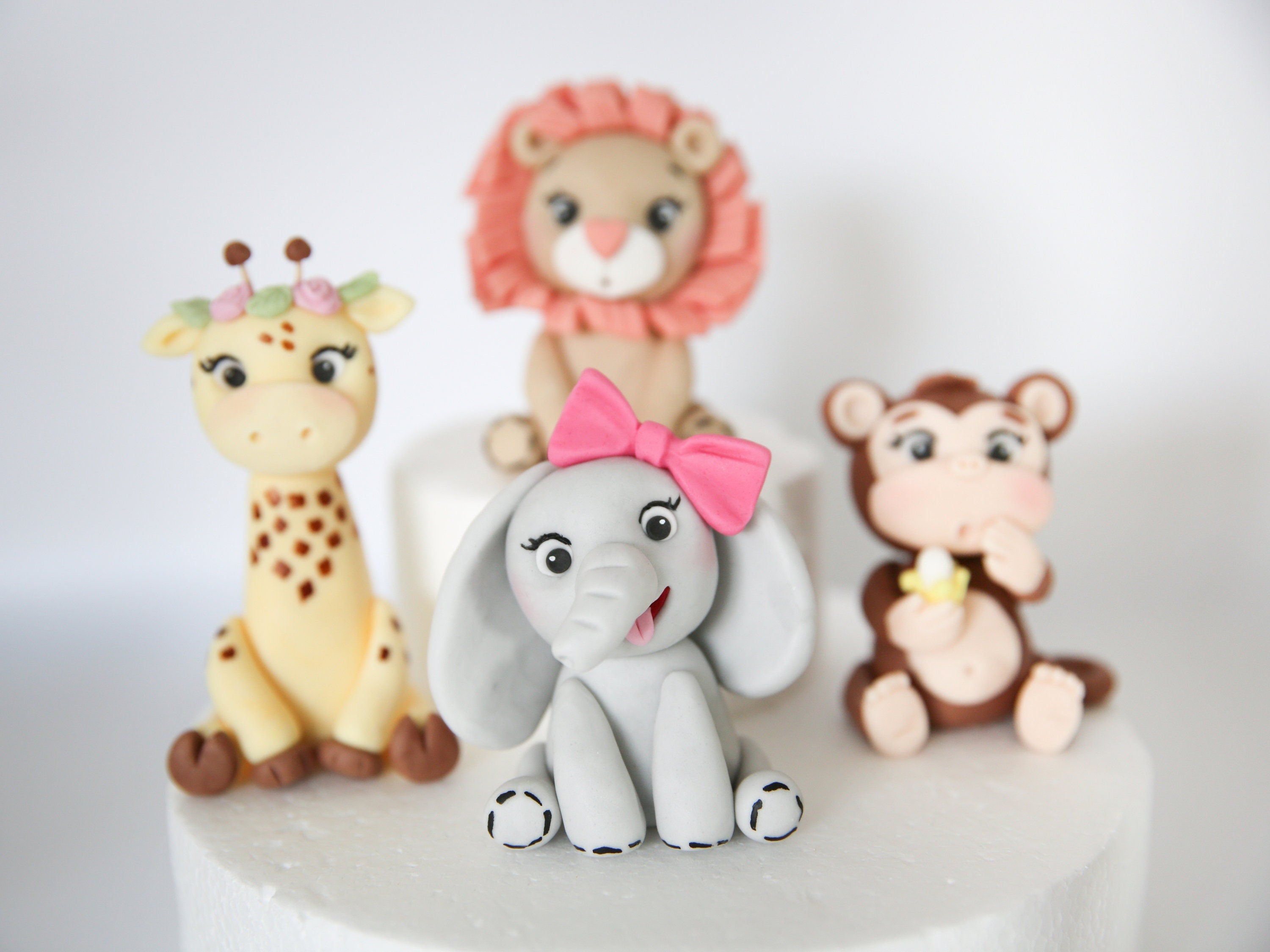 Discover 147+ images of cake toppers